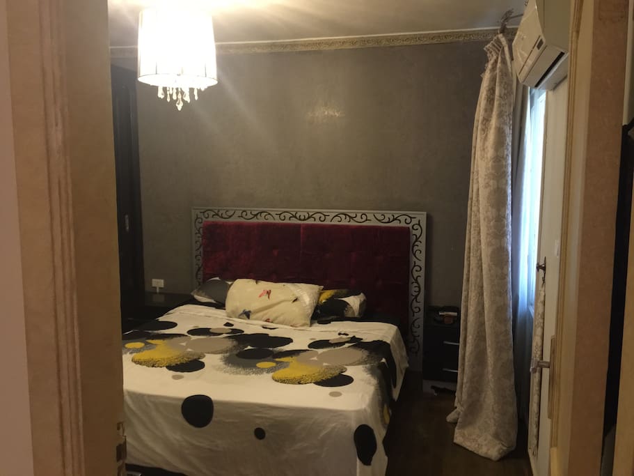 Get comfortable bed with a balcony