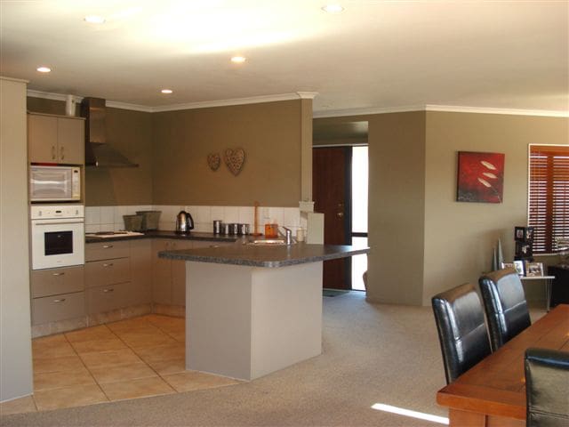 The East Wing and Private Bathroom!