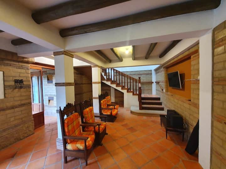 Casa Familiar En El Centro De Villa De Leyva - Villa de Leyva