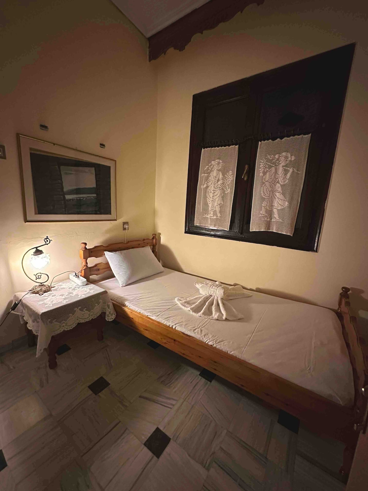 غرفة النوم 1