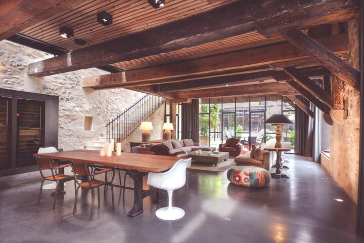 Splendide Chai 700 m2 Bordeaux gallery image 3