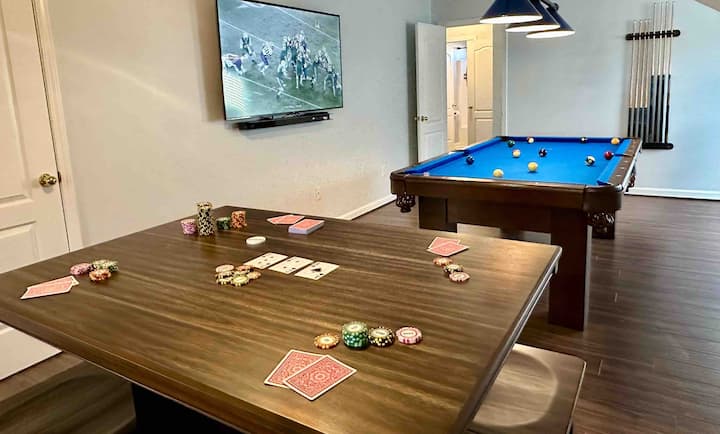 Chumba cha mchezo wa mchanganyiko na chumba cha kulala cha 4