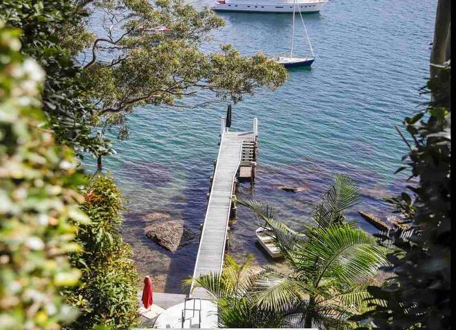 Casa Praiano, 4 bedroom house on Pittwater gallery image 5