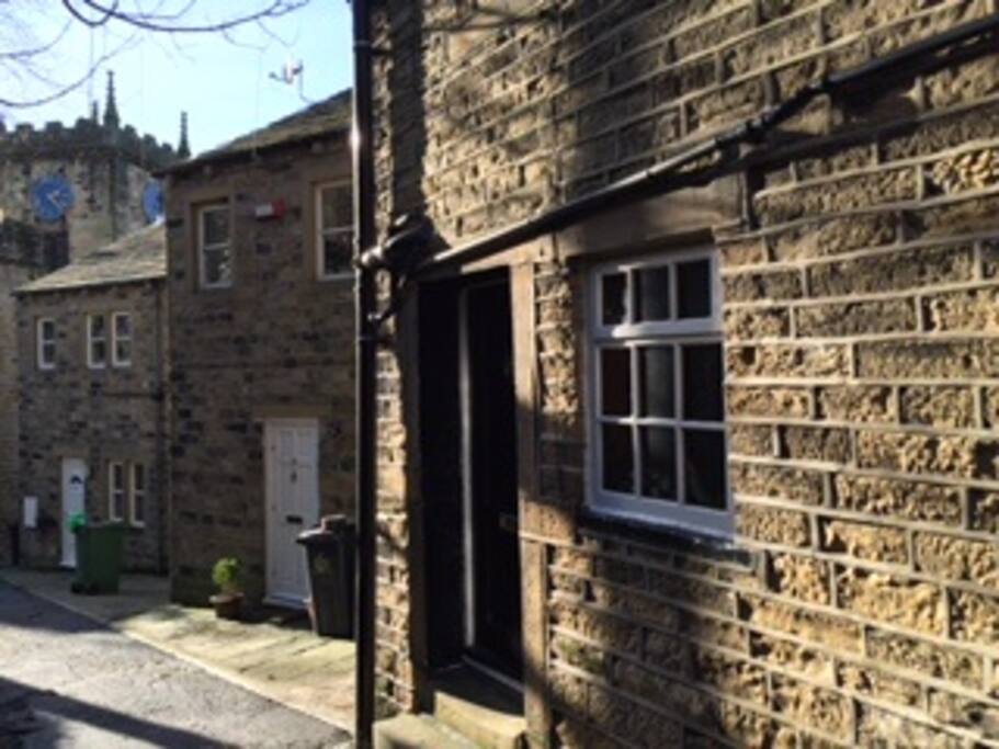 Eider listed weavers cottage Holiday homes for Rent in Holmfirth