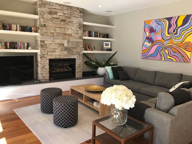 Modern Oasis – Entertainers Delight gallery image 4