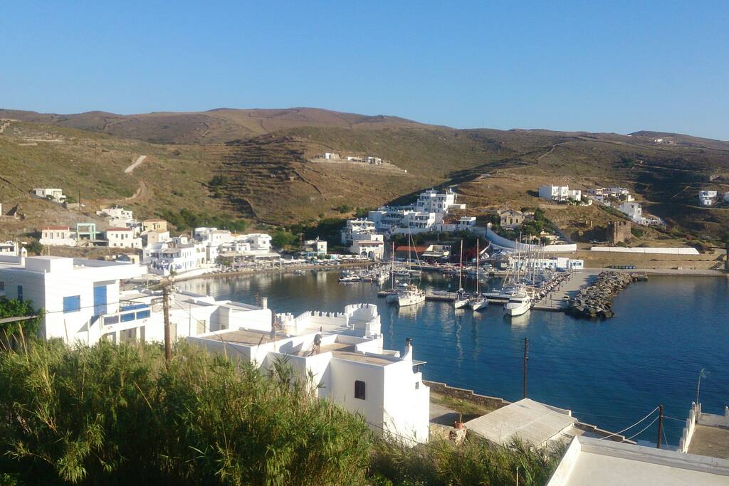 θέα από το μπαλκόνι