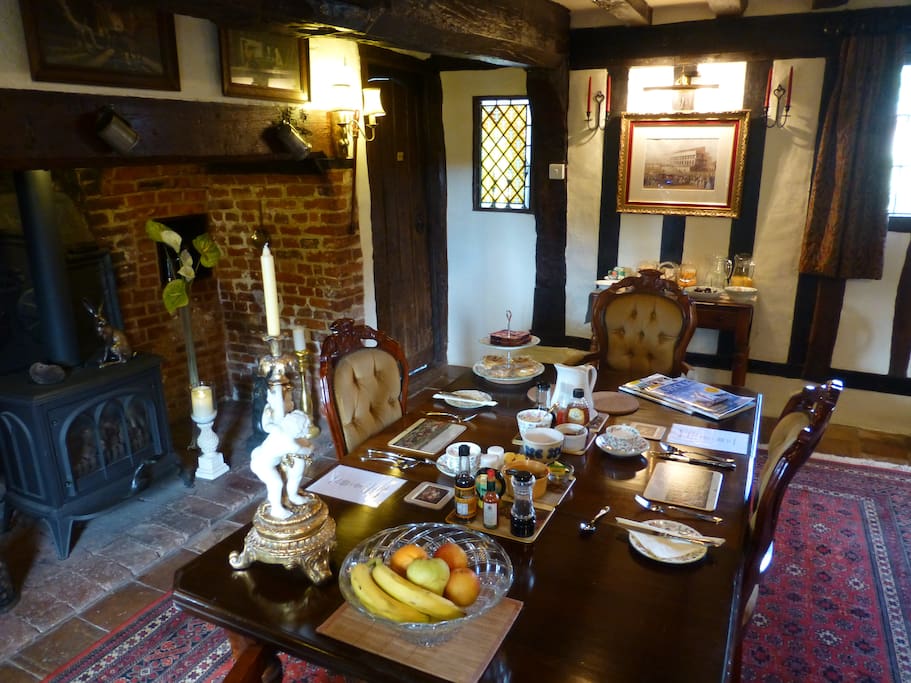Breakfast Room