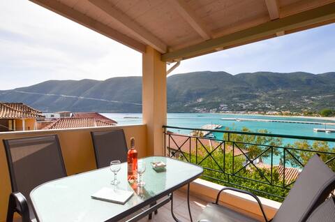 Meltemi Studios - Sea view 2st floor apartment