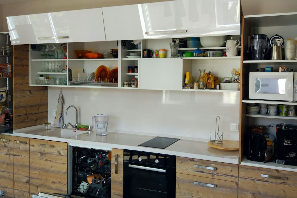 You have all you can possibly need from full functional kitchen!