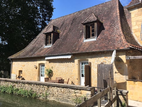 Moulin aux Ans, charming l 'Ecole cottage (7 people)