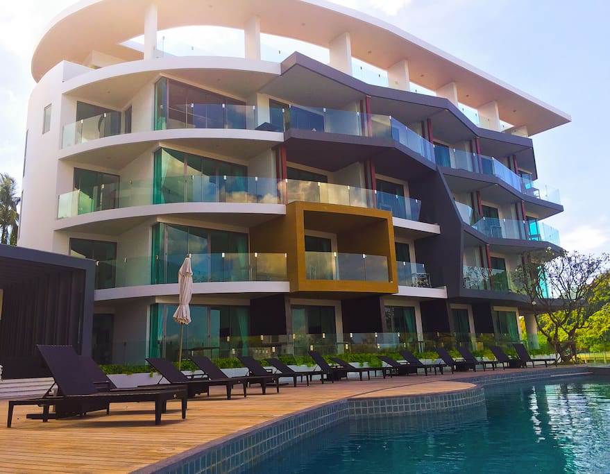 Modern architecture, two pools