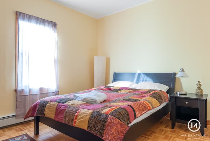 Საძინებელი 1 (152x203 სმ ზომის საწოლი)