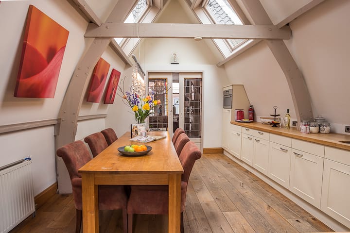 NEW! Beautiful apartment in city center of Gouda