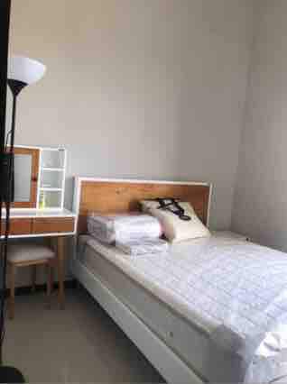 ห้องนอนชั้นบนห้องที่สอง
ห้องนอนชั้น 2 อื่นๆ