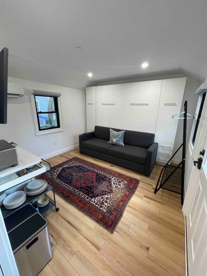 Newly-built Mother-in-law Studio W/ Private Entry - Portland, ME