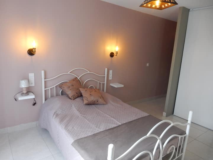 חדר שינה 1 RDZ וחדרי רחצה