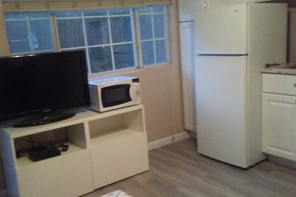 Free Direct TV and WIFI