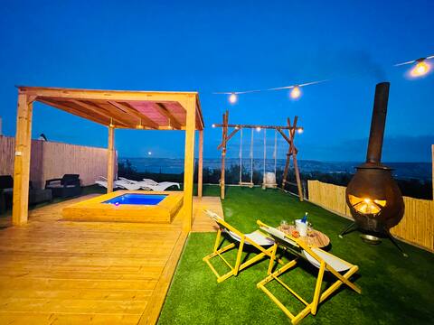 View of the cliff heated hot tub pool