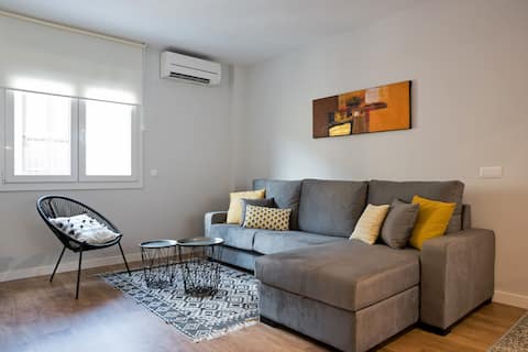 Anuncio de Airbnb popular: AL SUR •New Apartment City Center•Fully Equipped en La Goleta