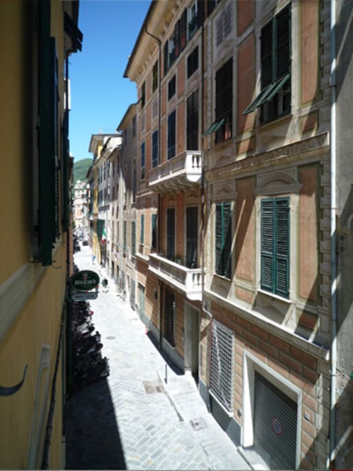 Via Ravaschieri