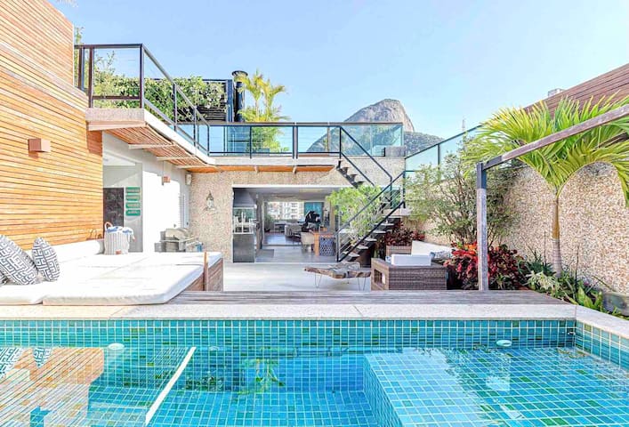 Espetacular Penthouse no melhor ponto do leblon