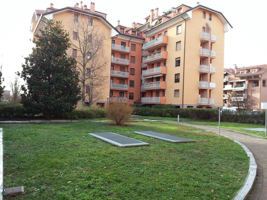 Giardino interno condominiale