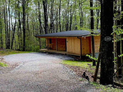 The Hideaway- 
An Amazing and Serene Mtn Escape