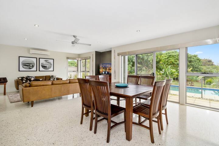 Beach Music gallery image 3