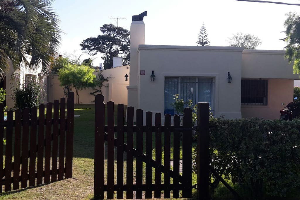 La casa y su jardín