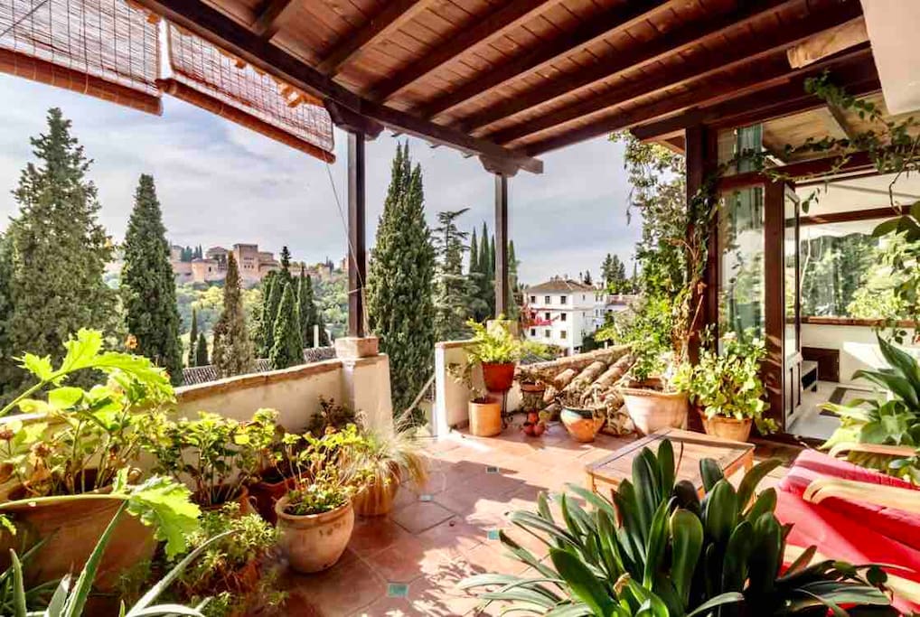 Suite Alhambra with terrace views Apartments for Rent in Granada