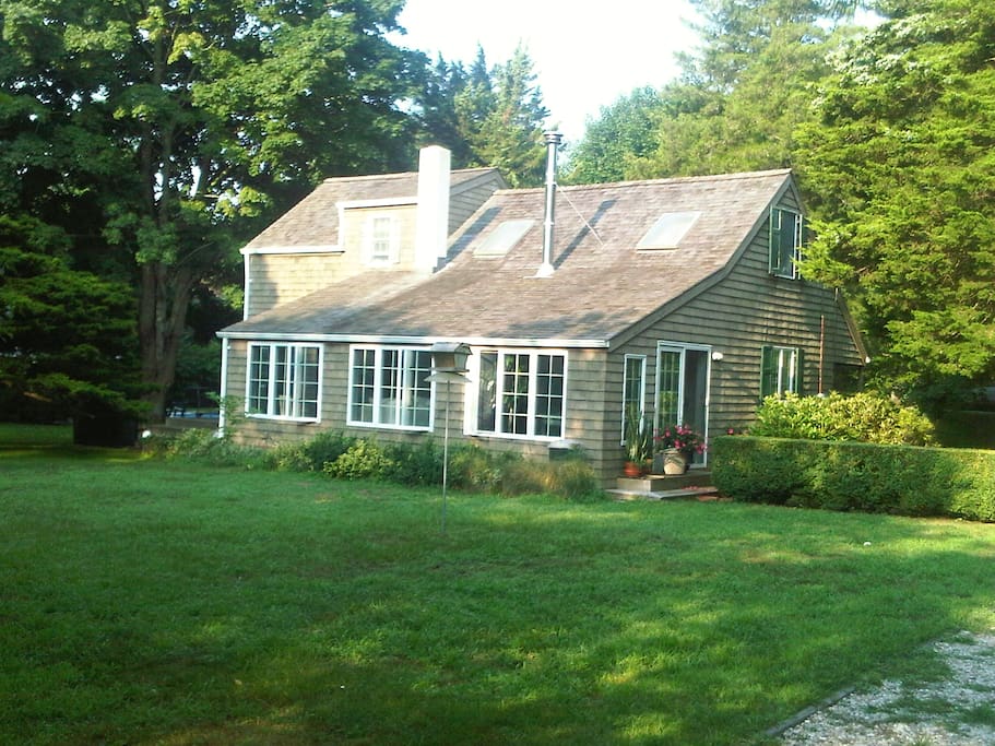 view of sun room