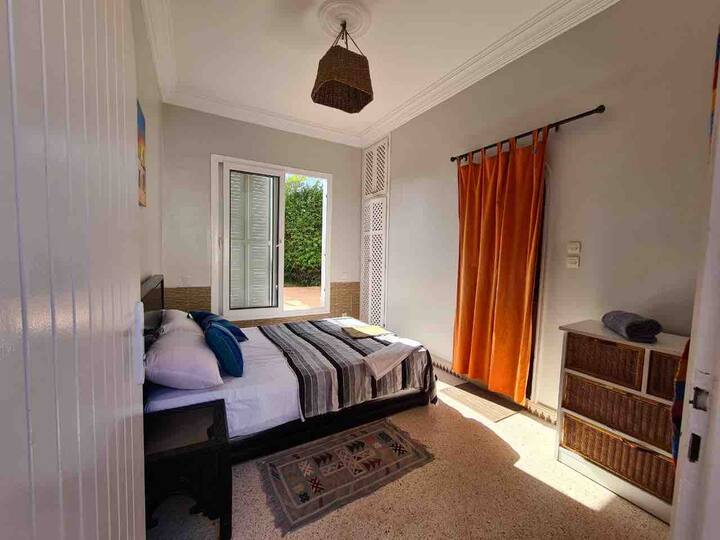 საძინებელი 2