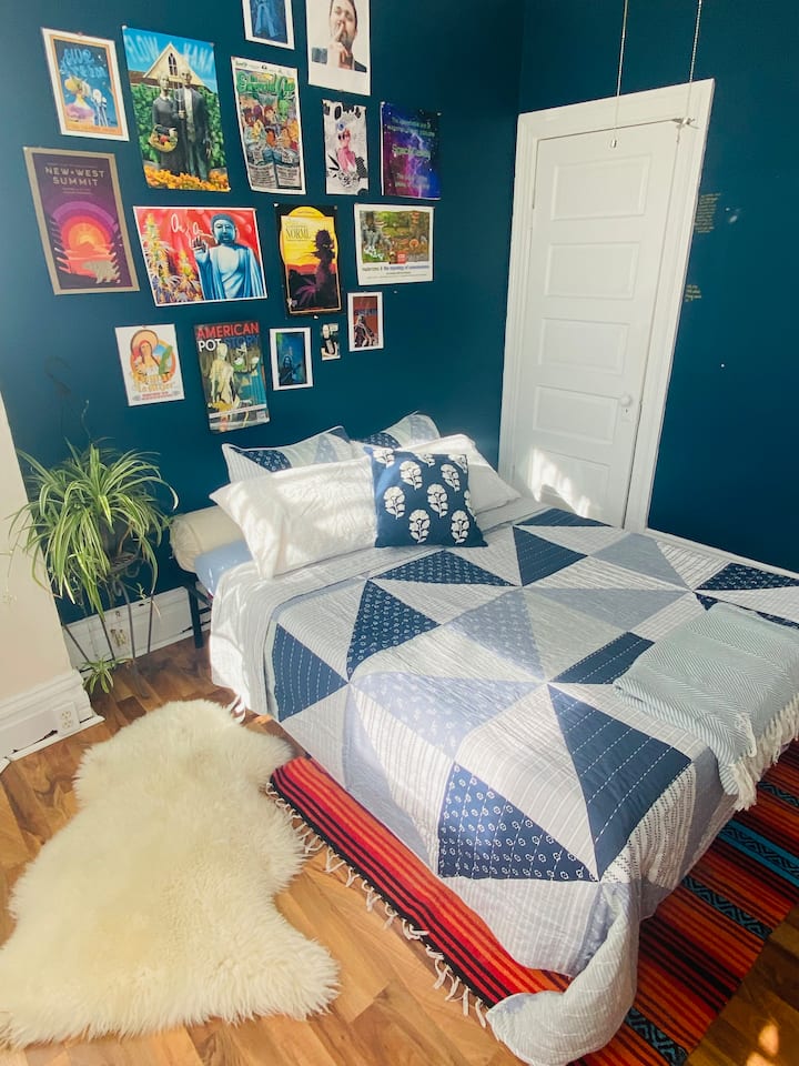 The second room offers a private walk out balcony and can be converted a meditation & healing room upon special request. Fees do apply.
