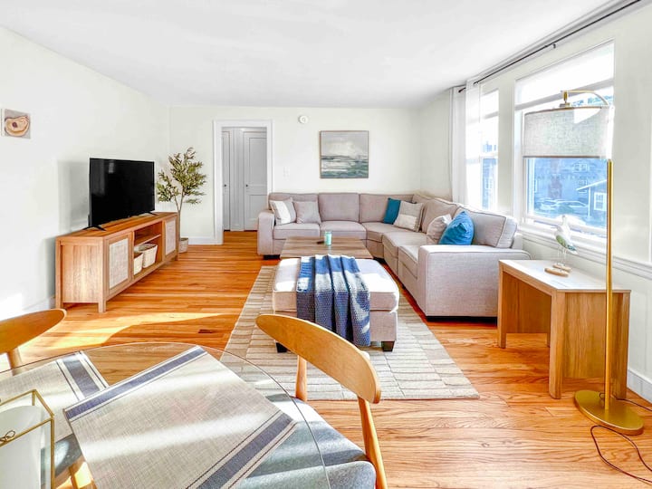 Willard By The Sea - 30 Ft To The Beach- 2nd Floor - Portland, ME