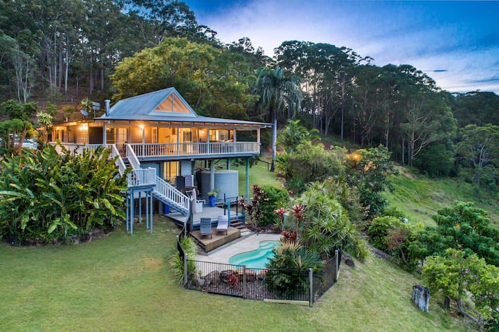 Amara Retreat, Steam Room, Yoga Studio, Pool, Fire