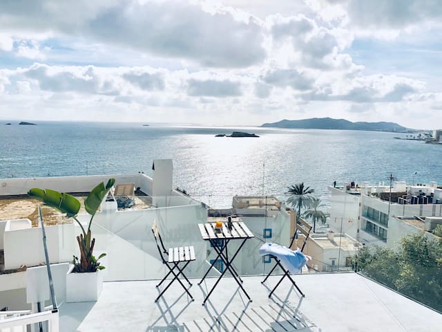 Airbnb Ibiza Vacation Rentals Places To Stay