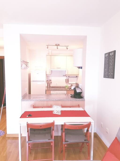 Zona comedor y cocina