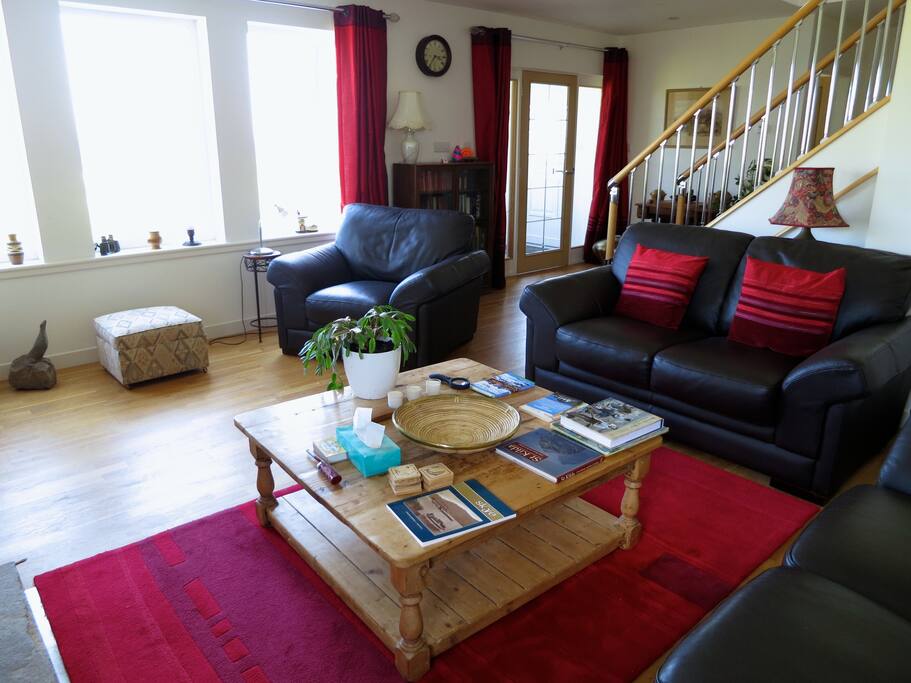 Guest Lounge