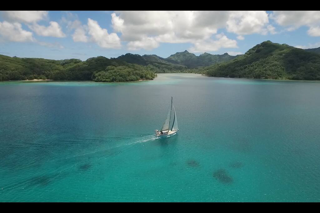 Dans le lagon Huahine