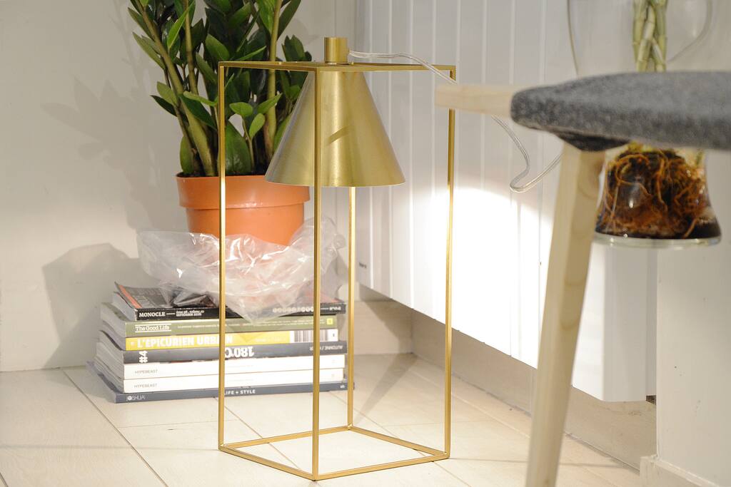 Detail lamp, for smooth lighting at night