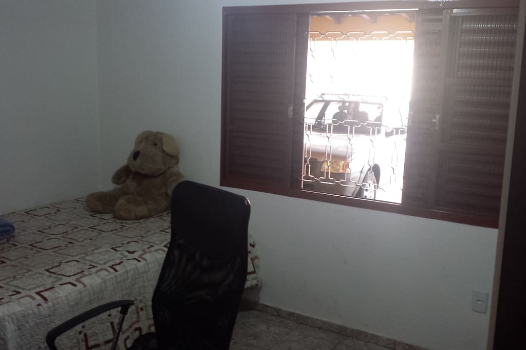 Double Bed / Cama de Casal