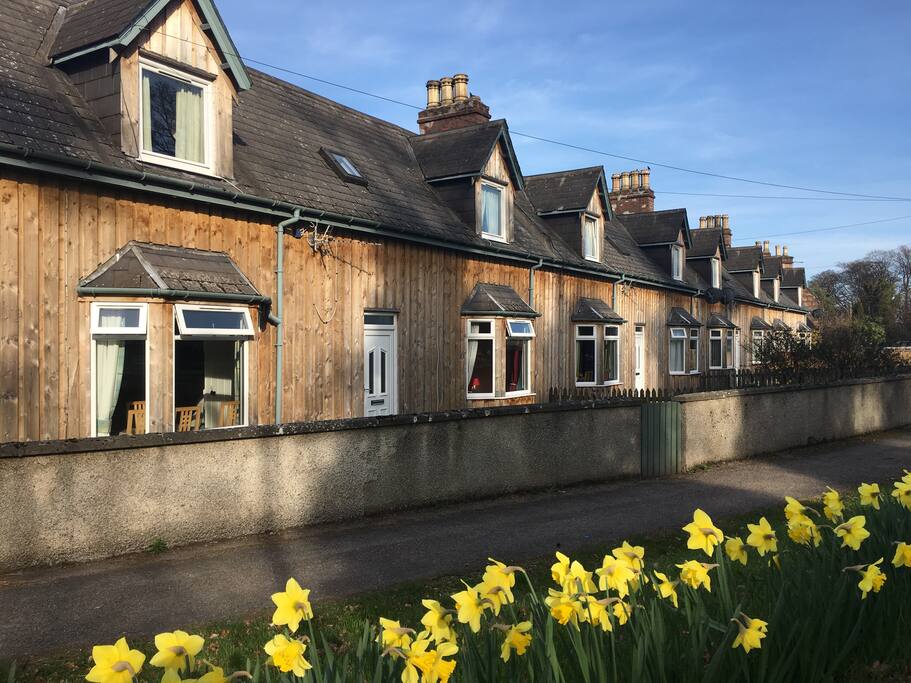 1 Dalmore Farm Cottages, Alness Houses