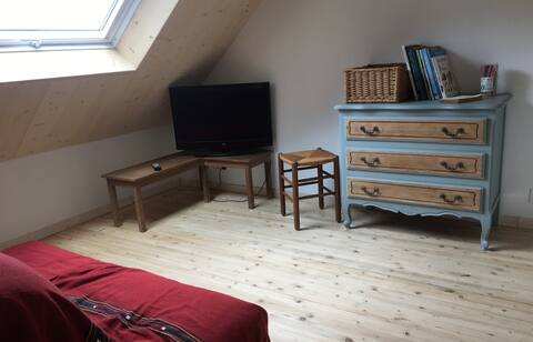 Annonce Airbnb populaire: Gite des 5 Arpents: natural wooden house à Loiret