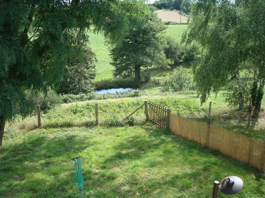 L' enclos et le jardin