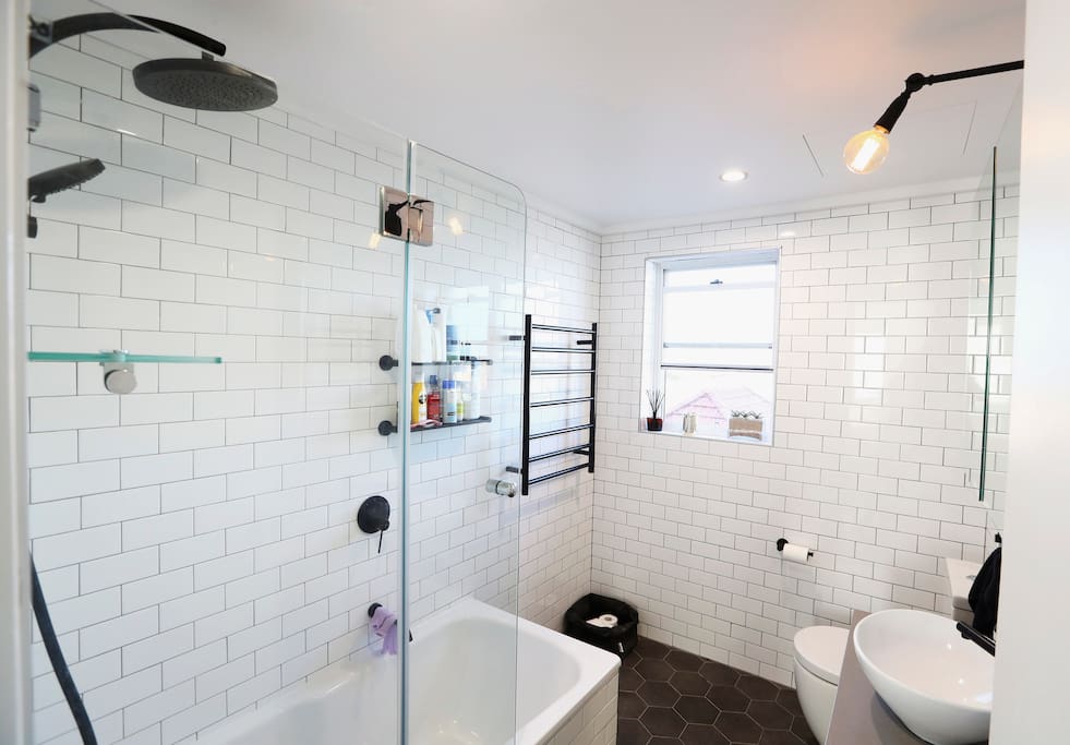 Main Bathroom