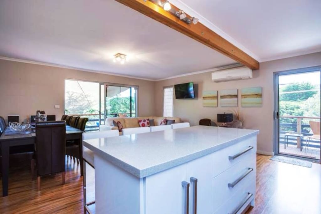 Opening living area