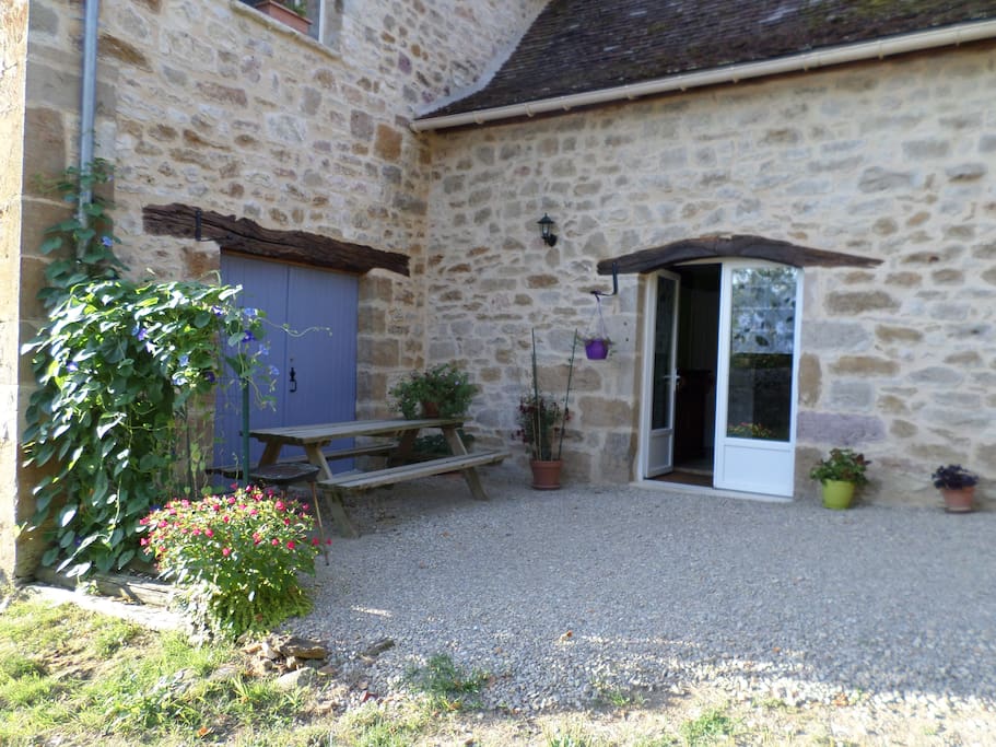 entrée indépendante