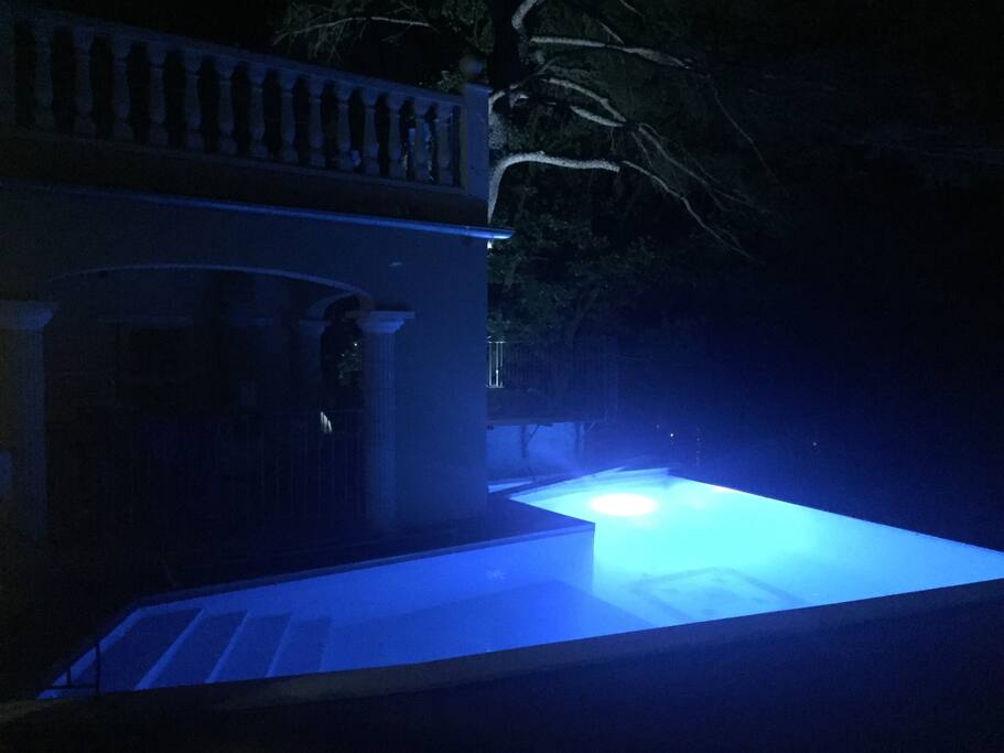 Piscine de nuit