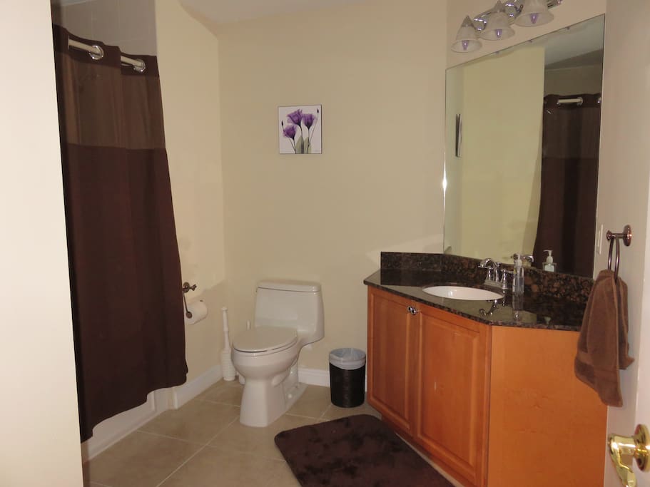 2nd Bathroom