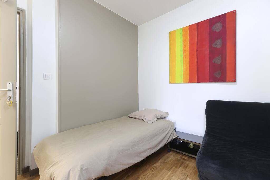 Une chambre au teintes tendance.